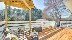 Interior - 9 Mi to Downtown: Sanford Home w/ Hot Tub (Sanford)