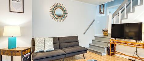 House (2 Bedrooms) | Front of property