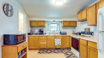 Rumah (2 Bedrooms) | Interior