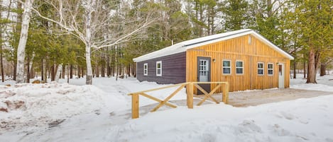 House (2 Bedrooms) | Front of property
