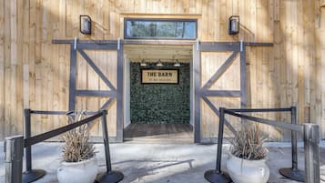 Apartment (0 Bedroom) | Interior