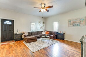 House (2 Bedrooms) | Interior - Private Patio w/ View: Peaceful Trenton Home (Trenton)