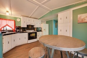 Casa (3 Bedrooms) | Parte interna
