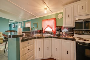 單棟房屋 (3 Bedrooms) | 內部