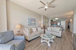 TV - Beachfront with unbeatable views, 3BR 2BA Condo at Sunrise Beach! (Panama City Beach)