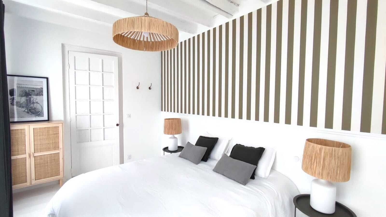 5 bedrooms, iron/ironing board, free WiFi