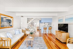 Living area - Beach Place 14 2 Bedroom Townhouse (Ocean City)