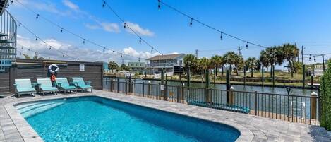 House, 6 Bedrooms | Pool