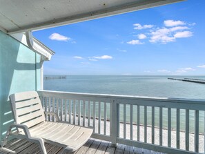 Condo, 3 Bedrooms | Property grounds