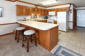 Fridge, microwave, oven, stovetop - Oceanfront 2 BR Condo with a Shared Pool! Surfwatch III 104 (Surfside Beach)