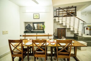 Living area - Opulent Antique 6BR Villa in Gurugram (Gurugram)
