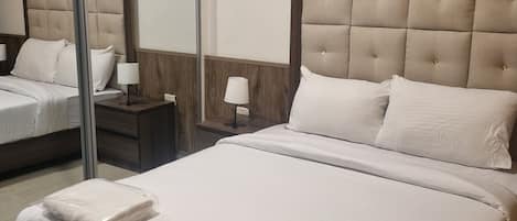 Apartment, 1 Bedroom, Accessible, Smoking | 2 bedrooms