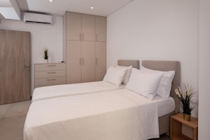 2 habitaciones, tabla de planchar con plancha, wifi y ropa de cama 