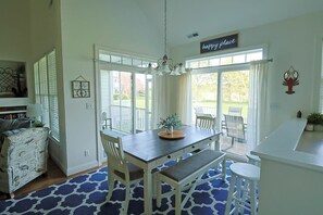 Interior - Bear Trap Dunes 3BR townhome w/ beach shuttle, pools, golf course, linens (Ocean View)