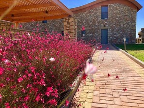 Property grounds - Verano Villa • 2BR • Private Pool • Near Beach (Rhodes)