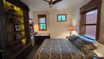 2 bedrooms, Internet, bed sheets, wheelchair access