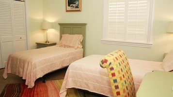 3 habitaciones, tabla de planchar con plancha y wifi gratis