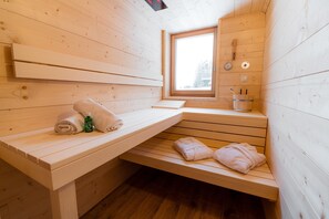 House | Spa treatment - Chalet in Grundlsee Near Ski Slopes (Grundlsee)