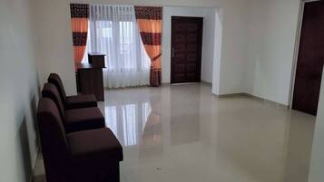 Room, 1 Bedroom, Accessible, Smoking | Interior