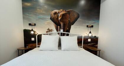 Parifou Air-conditioned cosy house with play area for families