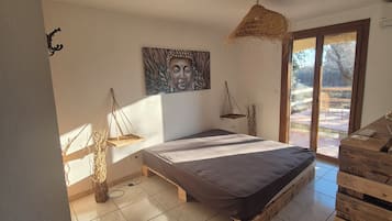 1 chambre, bureau, Wi-Fi gratuit, draps fournis