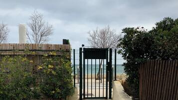 Enceinte de lâhĂ©bergement