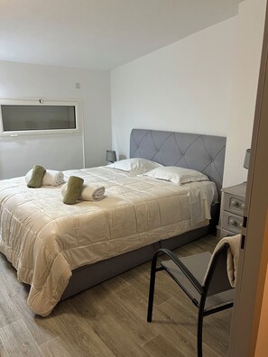 3 Schlafzimmer, Bügeleisen/Bügelbrett, WLAN, Bettwäsche