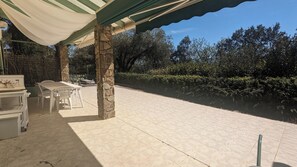 Outdoor dining - Farmhouse with magnificent view (Oms)