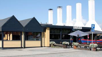 House | Miscellaneous