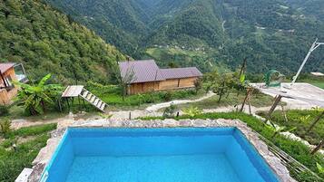 Luksusvilla, fjellutsikt | Individuelt dekorert, individuelt innredet og lydisolert