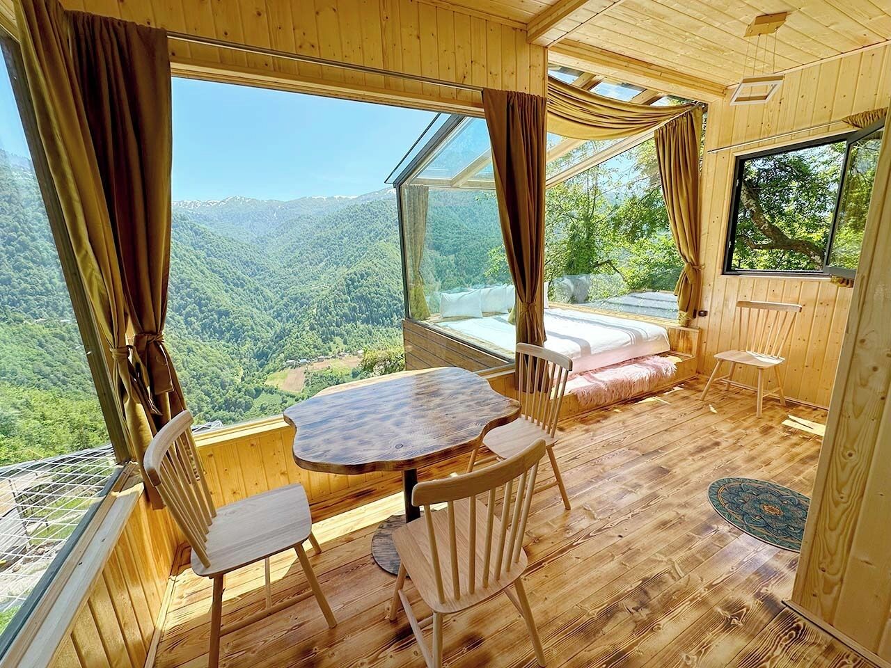 Signature Cabin, Mountain View | Living area