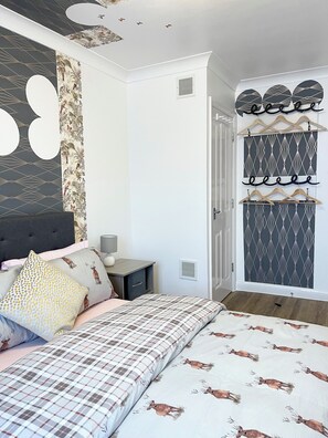 2 Schlafzimmer, Bügeleisen/Bügelbrett, WLAN, Bettwäsche