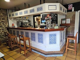 Bar-cafetería