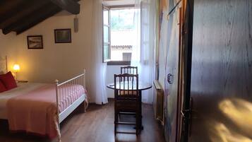 Down duvets, soundproofing, free WiFi, bed sheets