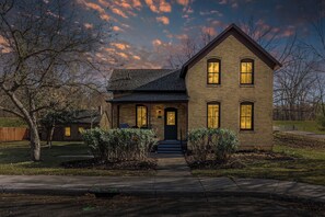 Exterior - Stuga House: A historic Carver cottage right on hiking and biking trails (Carver)
