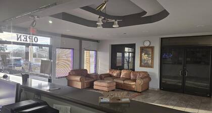 Luxury Inn & Suites and RV Park