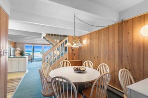 Dining - Sun village 3| Oceanfront (Ocean City)