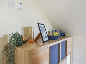 Interior - 1 bedroom accommodation in Saltash (Saltash)