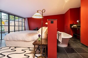 8 Schlafzimmer, Bügeleisen/Bügelbrett, Internetzugang, Bettwäsche