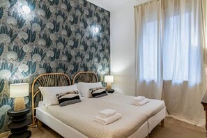 Bügeleisen/Bügelbrett, Internetzugang, Bettwäsche