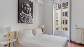 Iron/ironing board, internet, bed sheets