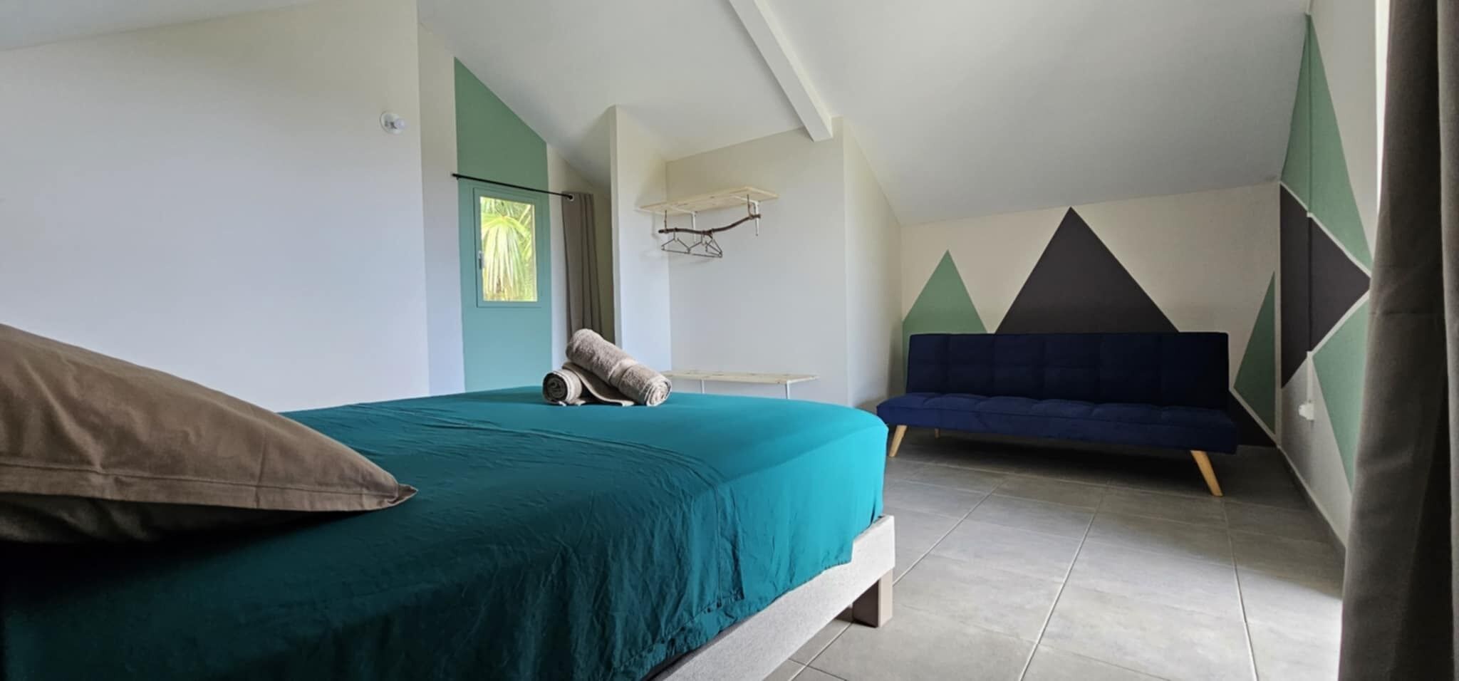 Appartement Classique, balcon, vue partielle sur la mer | 2 chambres, Wi-Fi gratuit