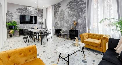 Esher Residence - Quatre Chambres Villa, Couchages 8