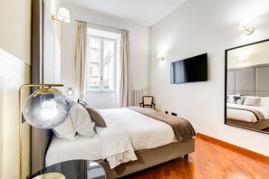 2 habitaciones, tabla de planchar con plancha, internet y ropa de cama 