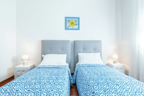 3 habitaciones, tabla de planchar con plancha y wifi gratis 