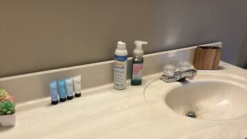 Towels, soap, shampoo, toilet paper