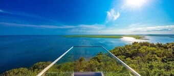 Holiday home with sauna and whirlpool