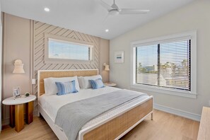 4 soverom, strykejern/-brett, wi-fi (inkludert) og sengetøy