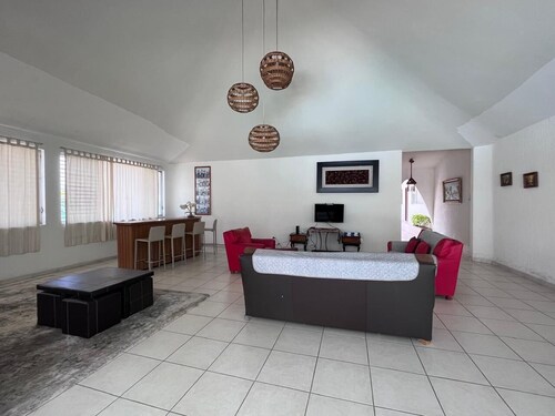 BEAUTIFUL HOUSE IN CUERNAVACA WITH POOL
