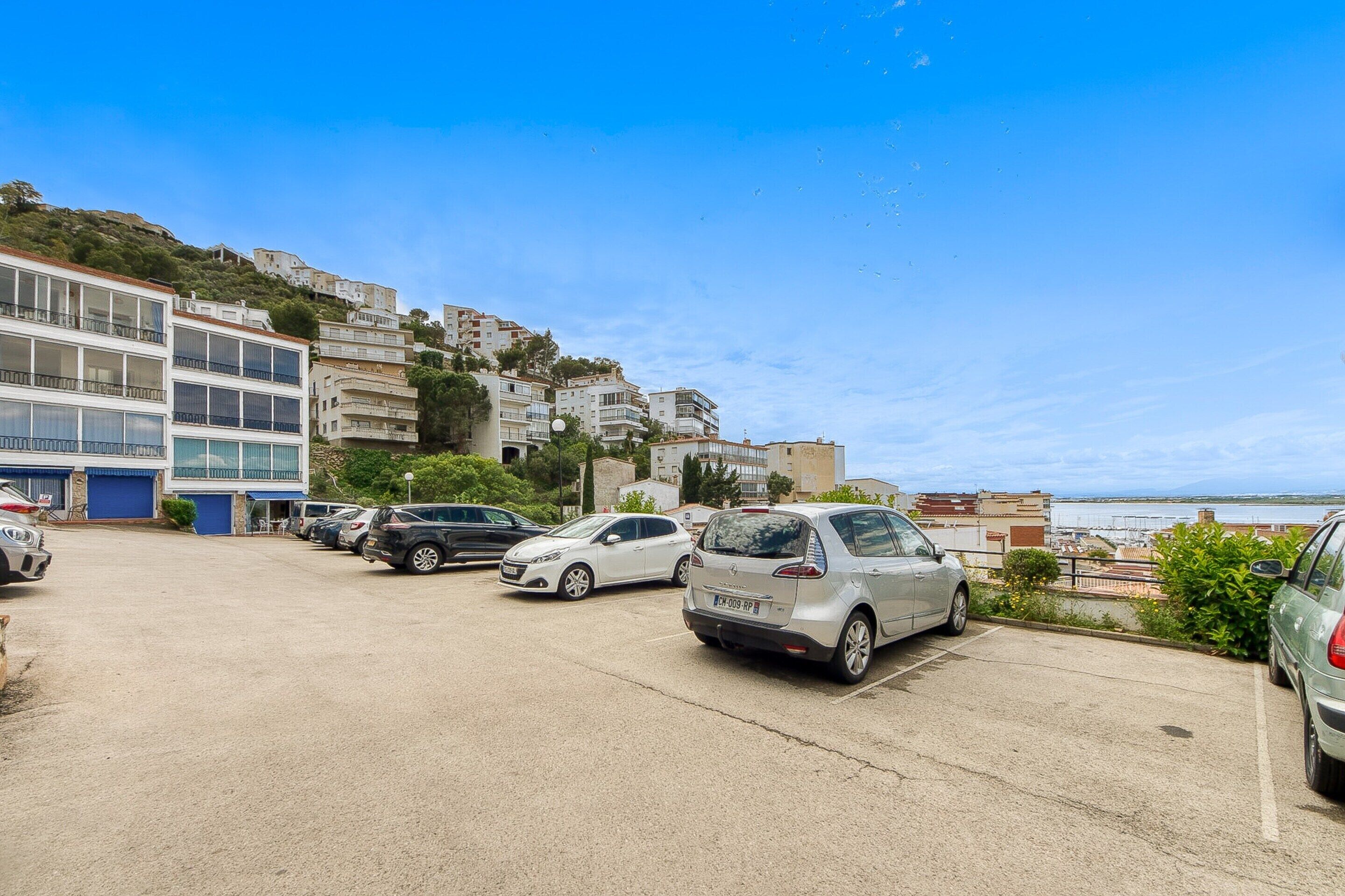 Apartment | Property grounds